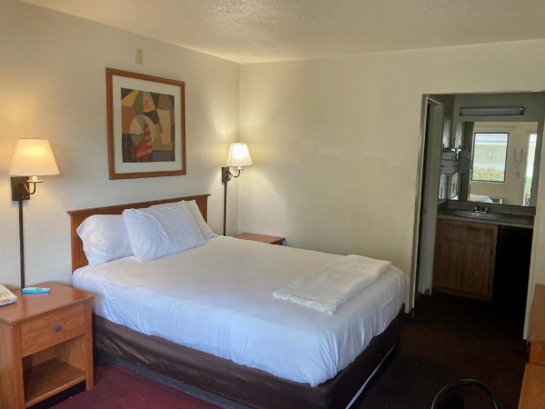 Premier Inns Concord image 17